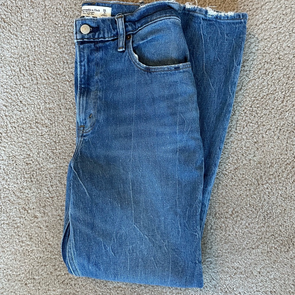 Abercrombie 90s Straight Ultra High Rise jeans
